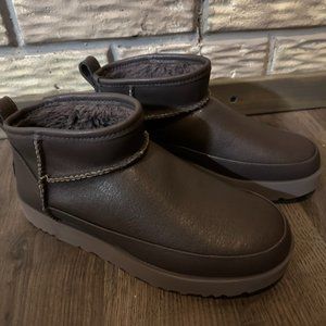 NEW Ultra Mini Uggs size 7